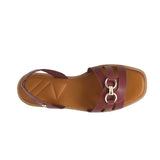 Sandalias flats Ophelia color burgundy