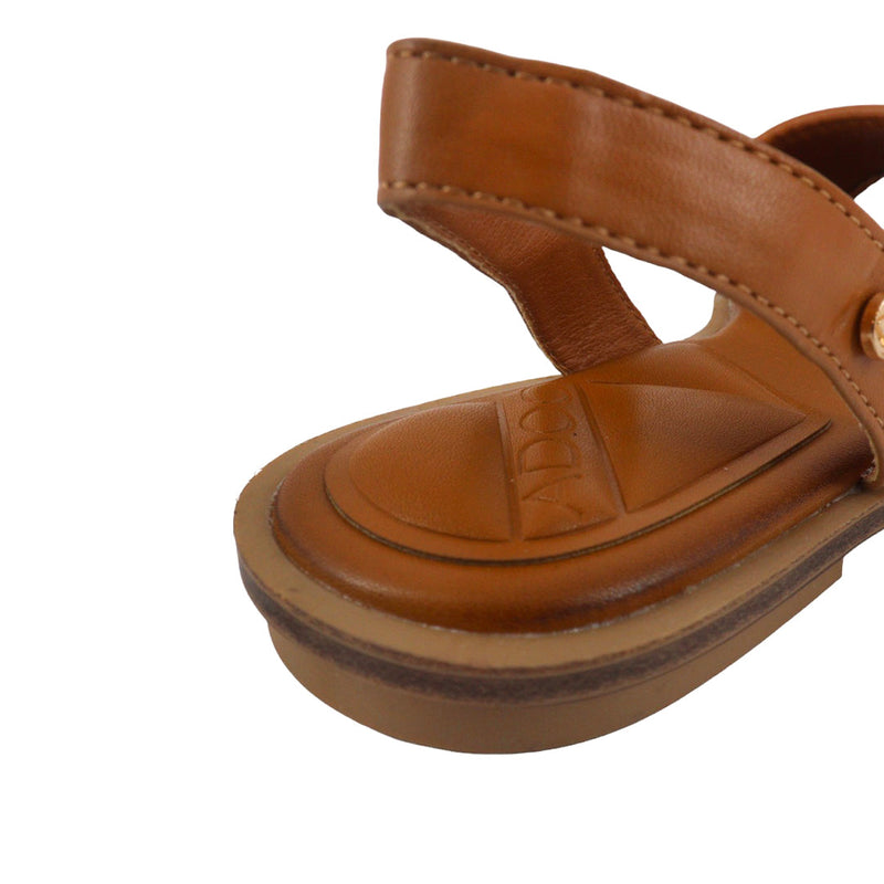 Sandalias flats Carissa color tan para mujer